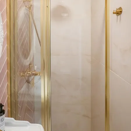 بيت ضيافة Blume - Adults Only 3*