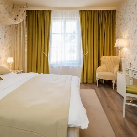 Blume - Adults Only 3*