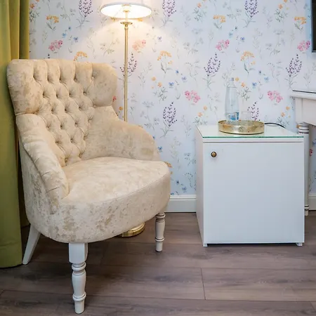 Blume - Adults Only بيت ضيافة Český Krumlov